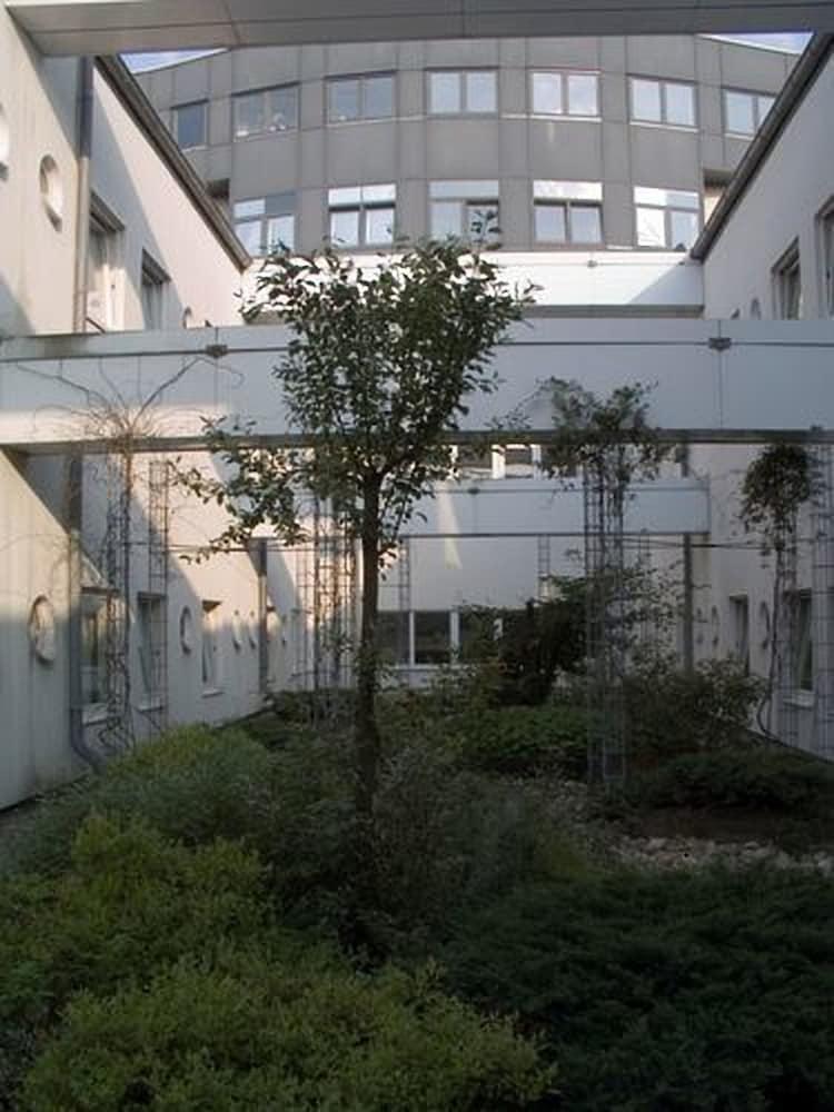 Egon Hotel Hamburg City エクステリア 写真